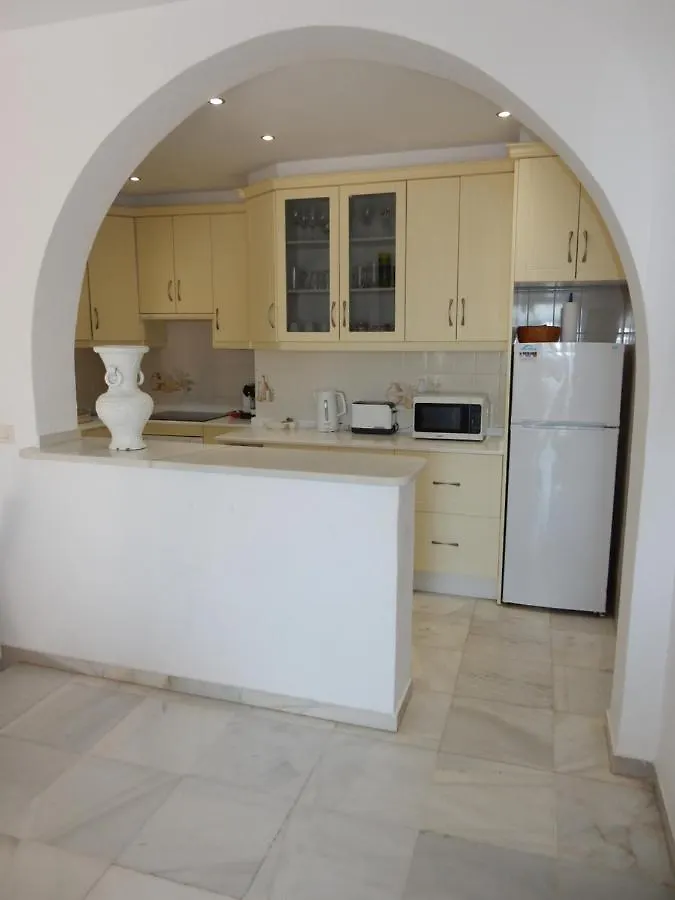 Casa vacanze Beach Villa ,Nerja, Seaview, Pool, 3 Bedrooms, Huge Terrace And Garden Spagna