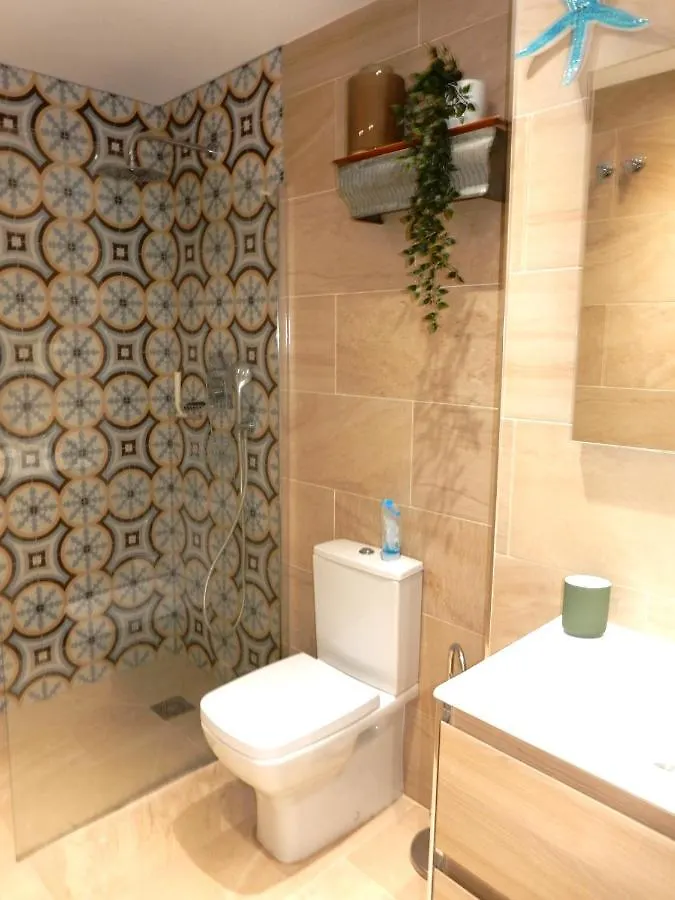 Casa vacanze Beach Villa ,Nerja, Seaview, Pool, 3 Bedrooms, Huge Terrace And Garden