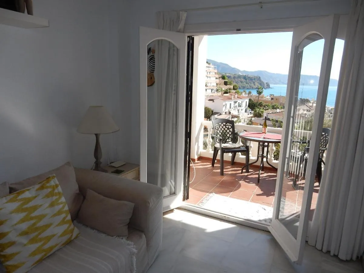 Beach Villa ,Nerja, Seaview, Pool, 3 Bedrooms, Huge Terrace And Garden Casa vacanze Nerja