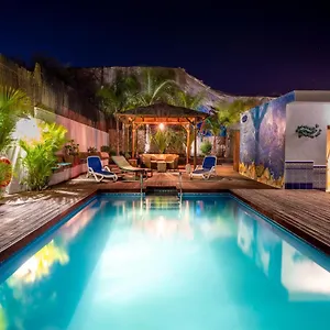 https://villa-la-perla.in-canary-islands.com