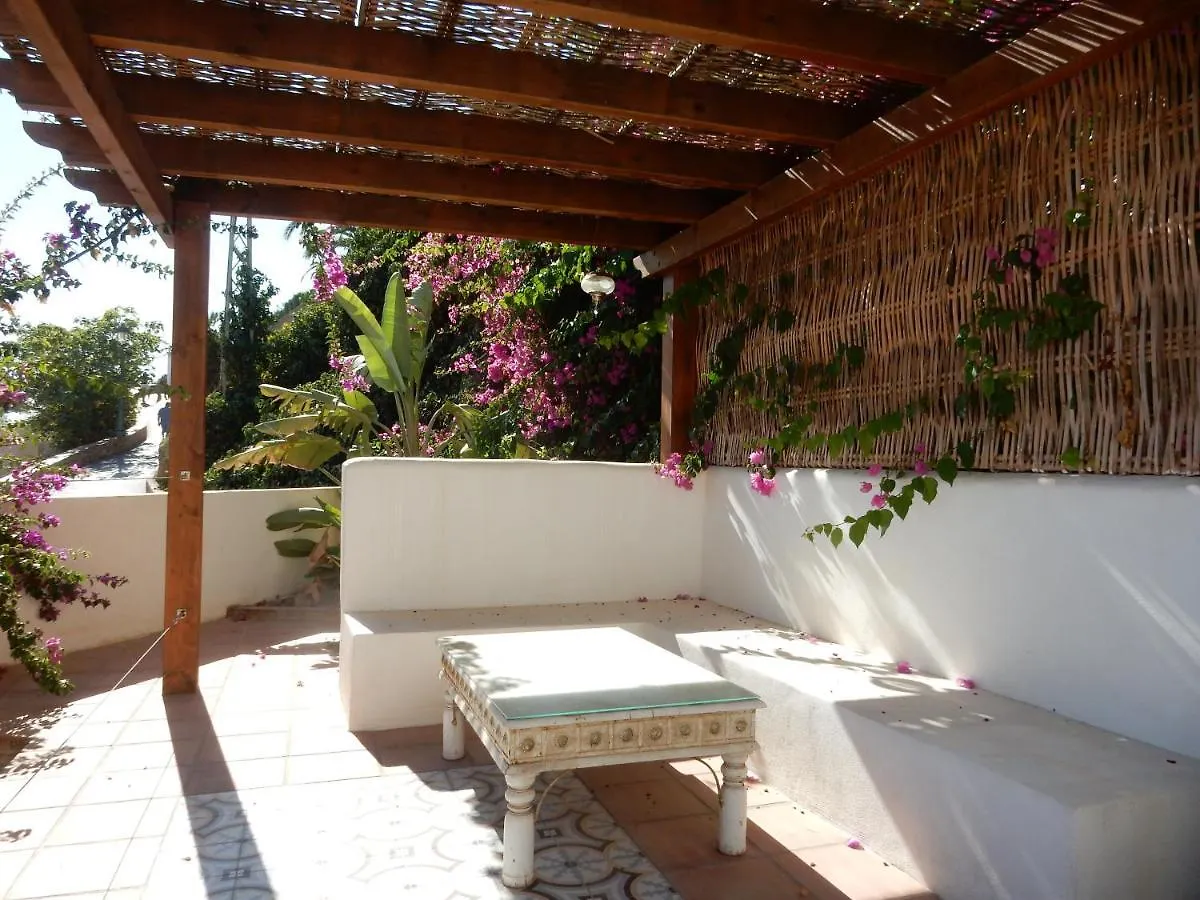Holiday home Beach Villa ,Nerja, Seaview, Pool, 3 Bedrooms, Huge Terrace And Garden
