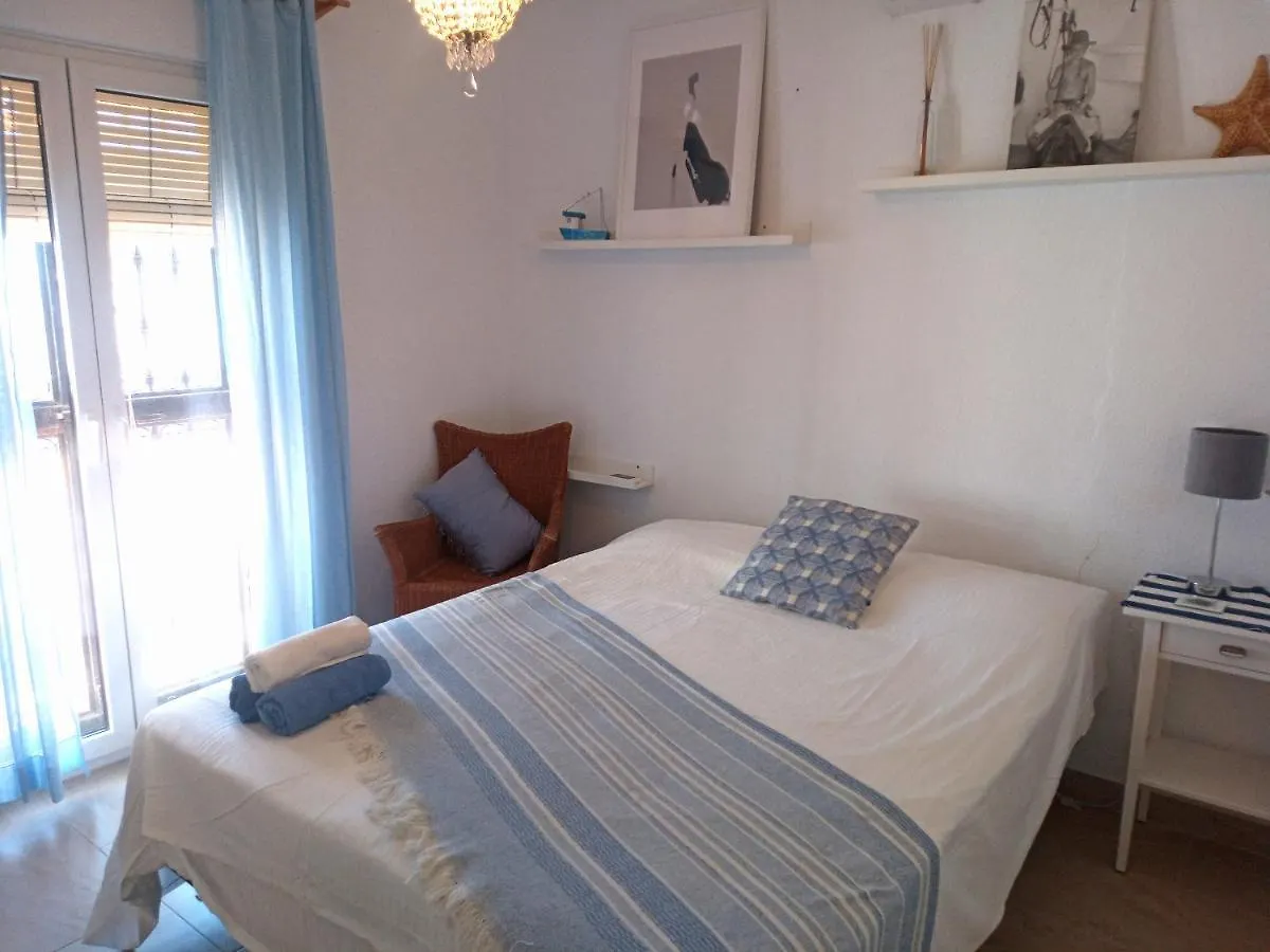 Holiday home Beach Villa ,Nerja, Seaview, Pool, 3 Bedrooms, Huge Terrace And Garden